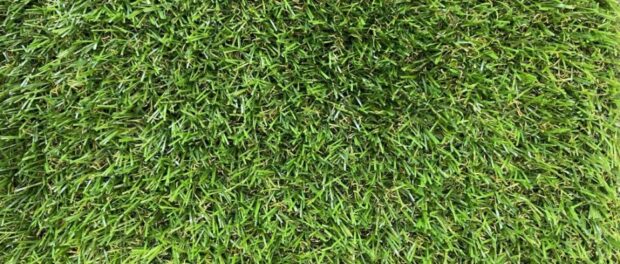 Umělý travní koberec na terasu a balkon
